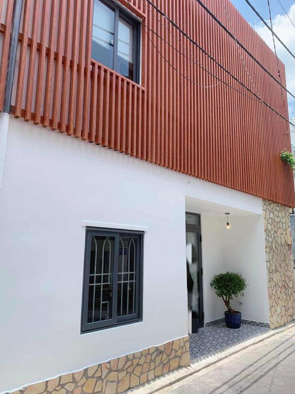 Căn góc hxh full nt Thới An 16 Q12 , 42m2-2tang , thiết kế homestay độc lạ , 4 tỷ nhỉnh 0932030061