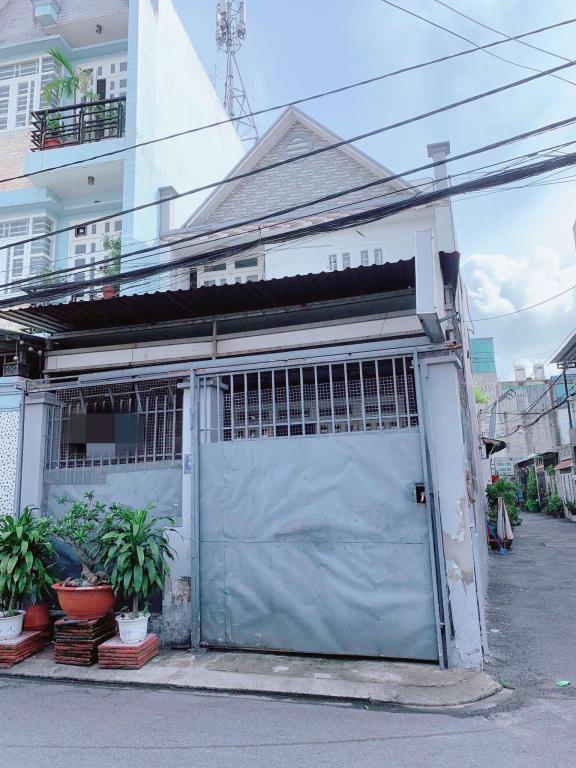 Nhà lô góc mt Thới An 22 , 81m2-2tang , liền kề UBND Quận 12 , nợ hậu tài lộc - 6 tỷ 0932030061