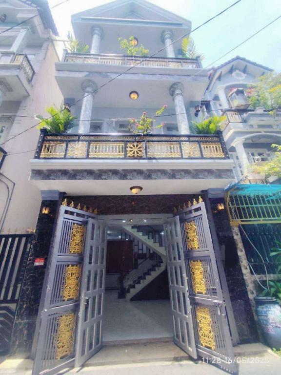 Bán nhà hxh tránh nhau 50m2-3tang Hiệp Thành 13-Q12 ,liền kề chợ Hiệp Thành, 5 tỷ nhỉnh 0932030061