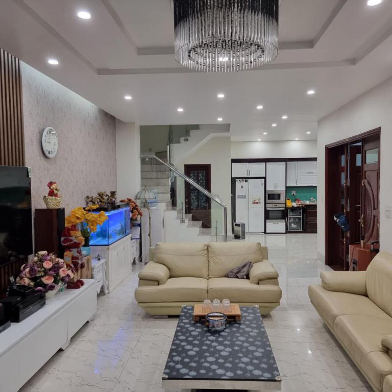 MỄ TRÌ HẠ - 14.5 TỶ - NHÀ DÂN XÂY - NỘI THẤT XỊN SÒ - NGÕ THÔNG BA GÁC