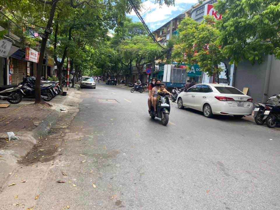 Một