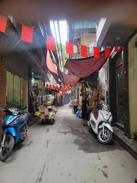 Bán nhà Trường Chinh, Đống Đa, 35m2, mặt tiền 5m, Kinh doanh cho thuê, 10.8 tỷ
