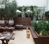 Thiết kế nội thất nhà hàng sân vườn với phong cách gần gũi đời thường