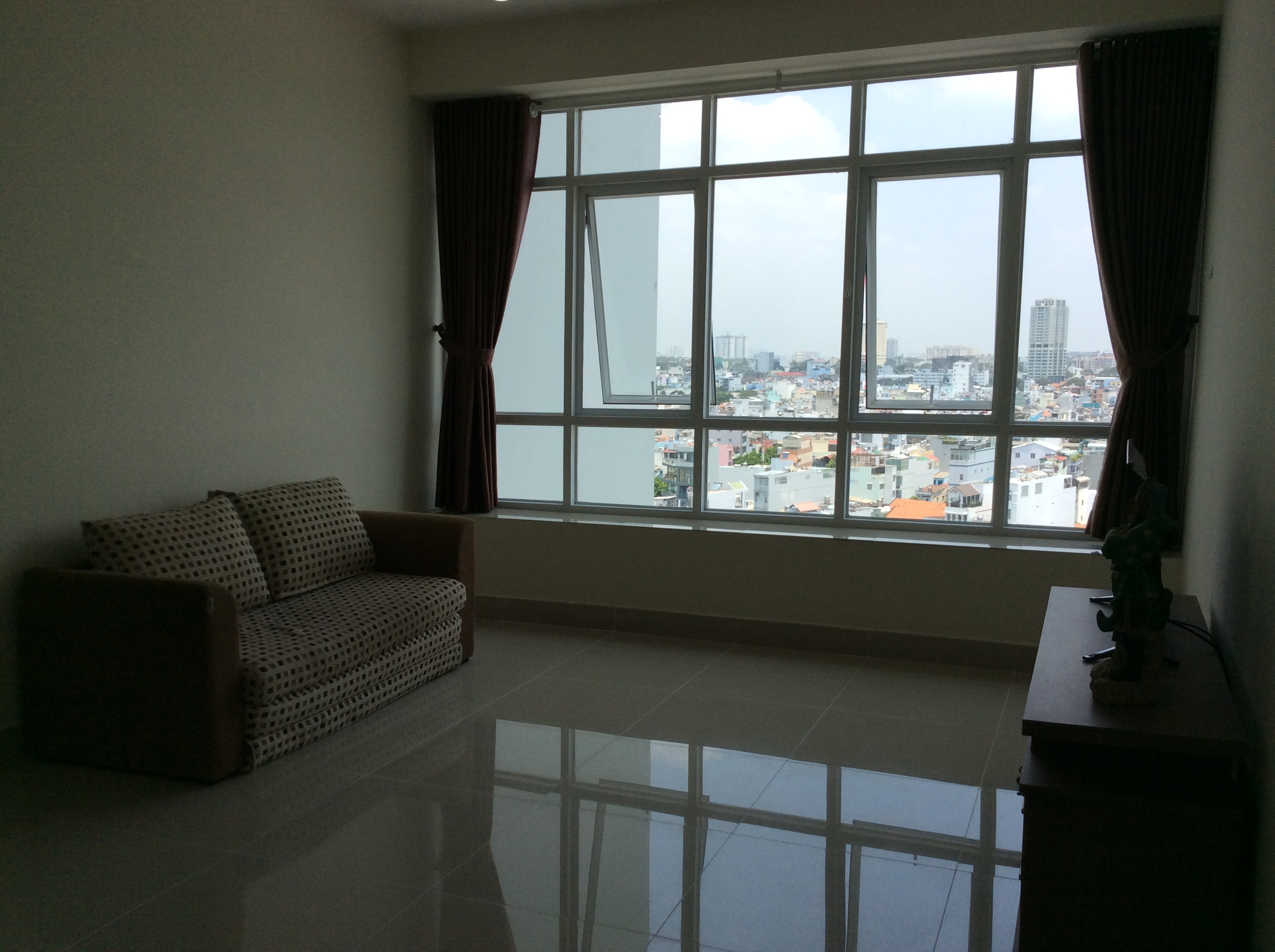 Cho thuê giá tốt căn hộ chung cư Ngọc Phương Nam Âu Dương Lân Quận 8.
