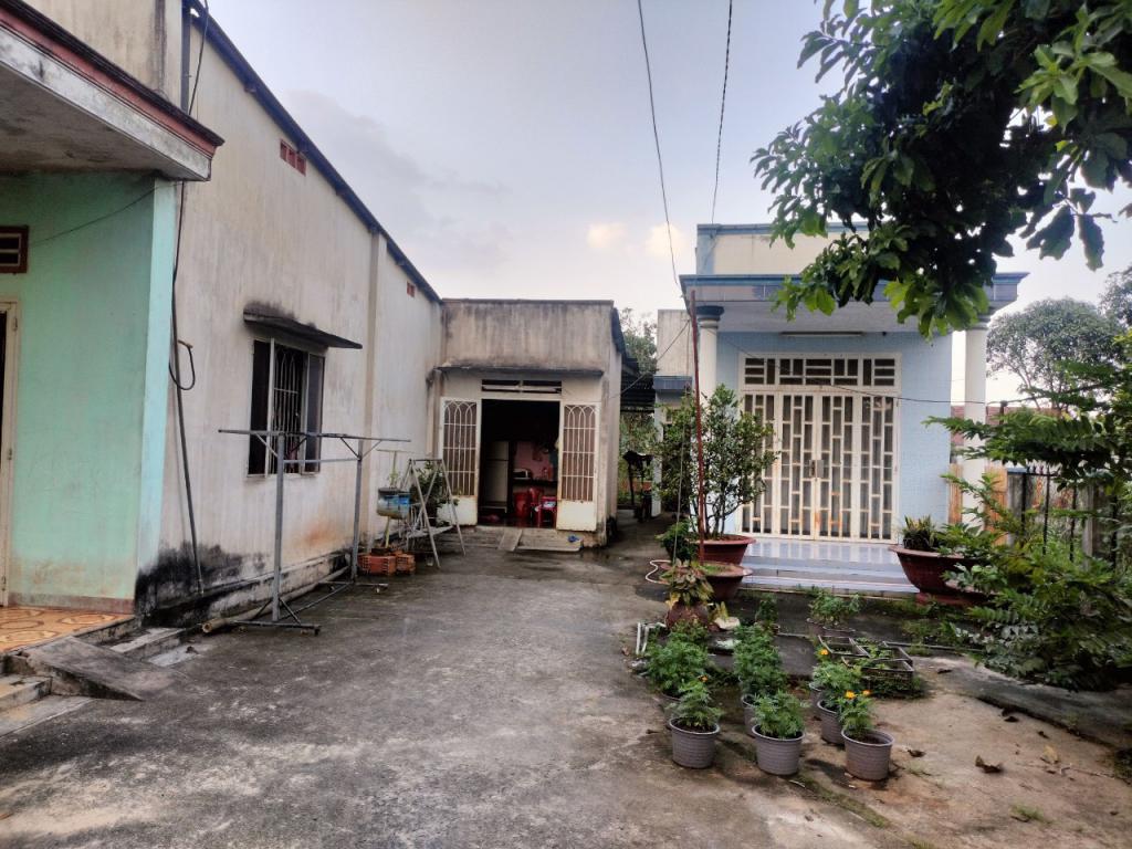 Bán 835m2 đất Thổ cư tặng 2căn nhà H.Vĩnh Cửu, gần chợ Changshin, Chỉ 4ty8 TL 