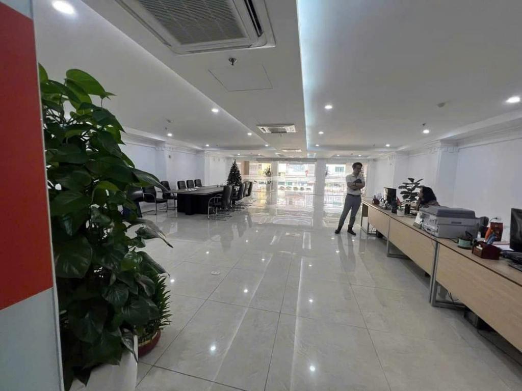 l-1752726576.jpg