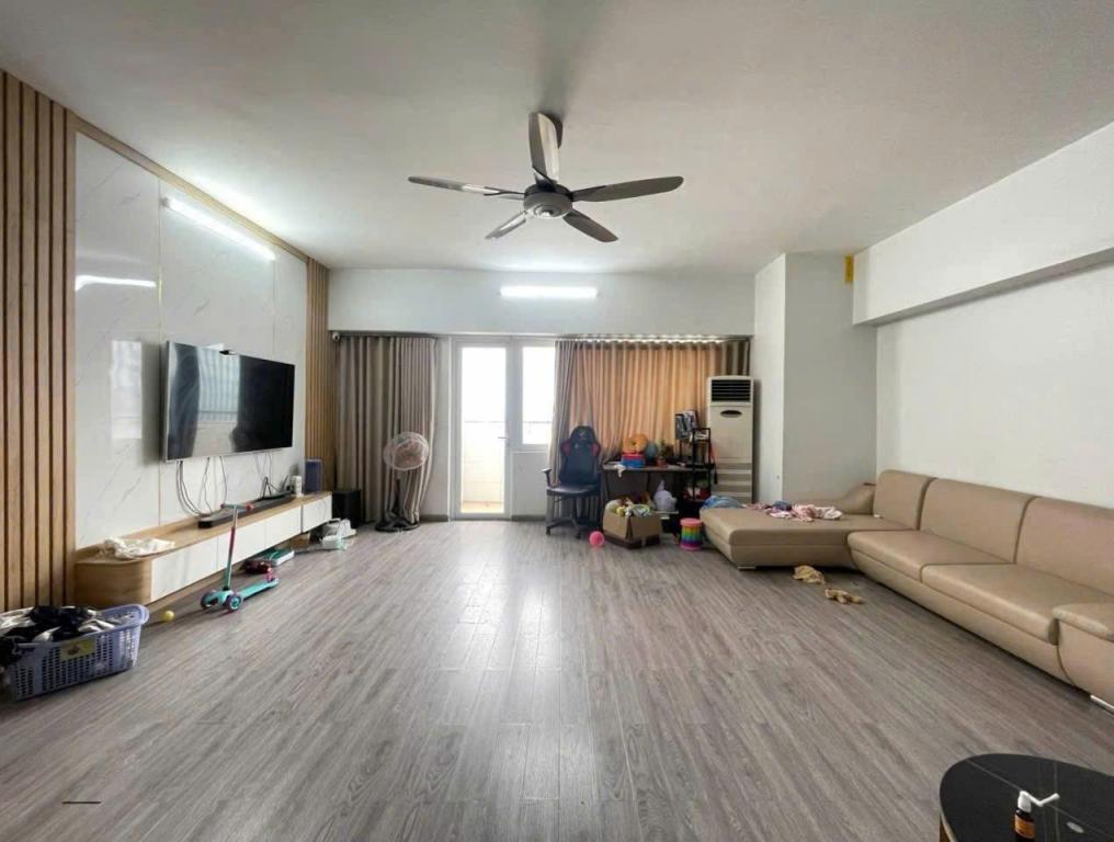 n-1749951809.jpg