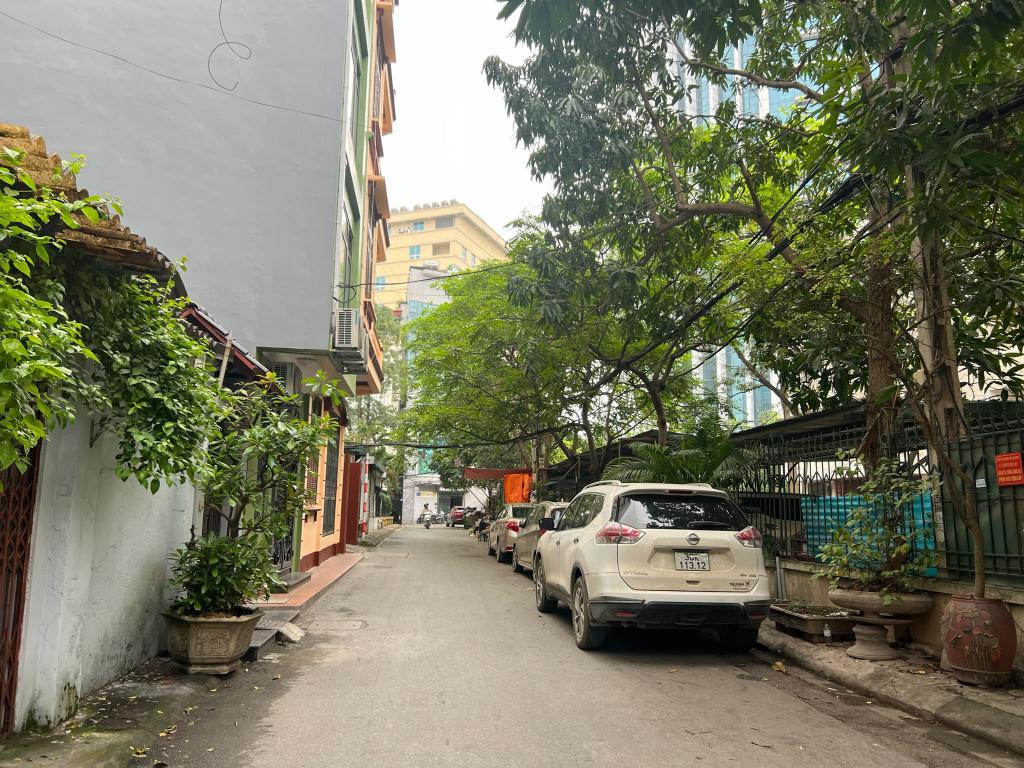 CỰC HOT! Nguyễn Chí Thanh, 7 tầng thang máy, gara ô tô, kinh doanh văn phòng, DT 80m2, giá 27.6 tỷ