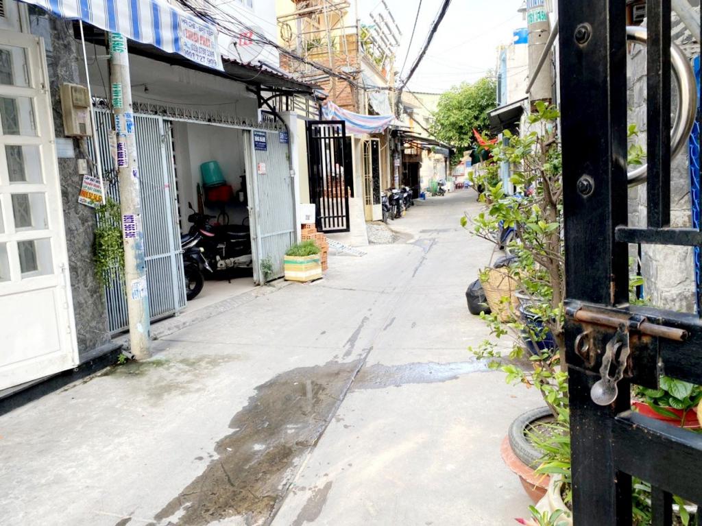 Bán Nhà hẻm Vườn Điều,F Tân Quy, Quận 7; DT:4mx14m, 2 lầu+ST, Giá 7,9 tỷ