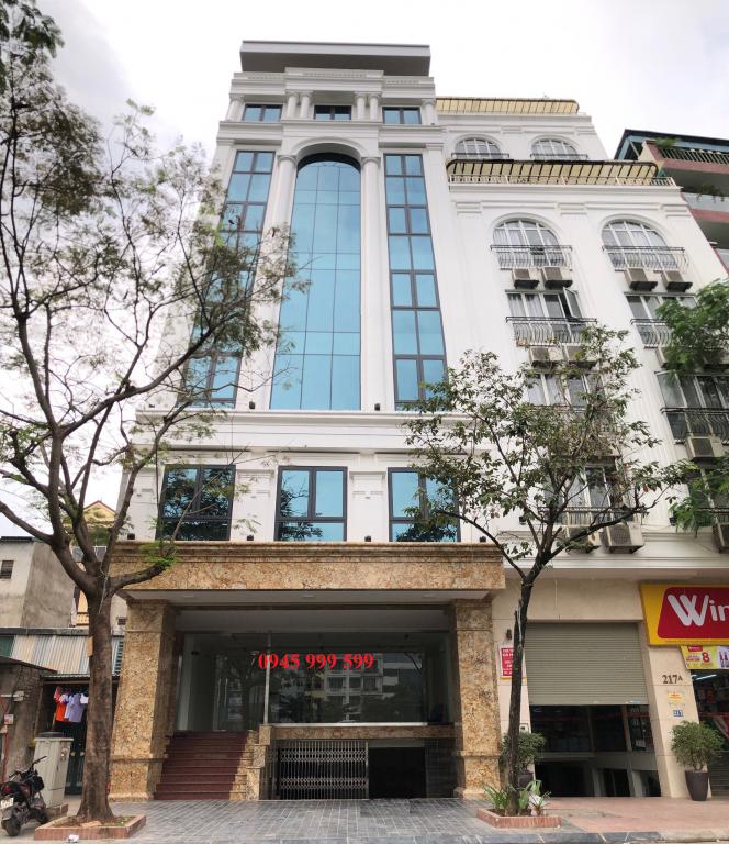 Nhà mặt tiền 10m phố Kim Đồng vỉa hè kinh doanh 70 tỷ.