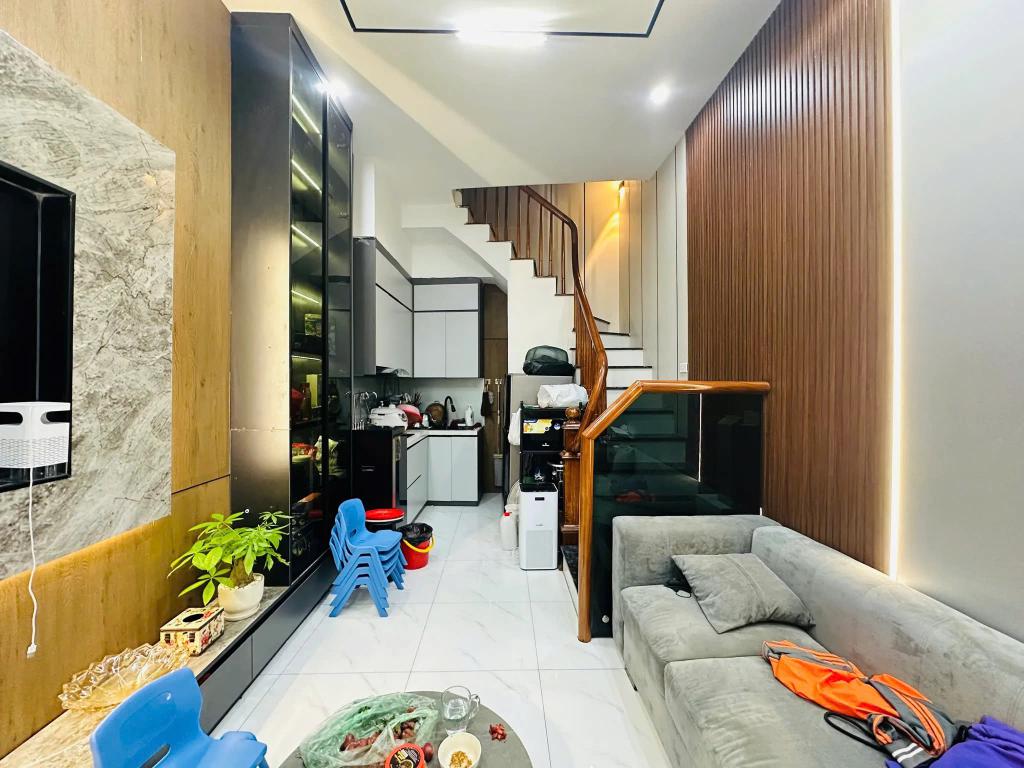 Siêu phẩm Phố Tây Sơn, Đống Đa, 20m2, 5 tầng 3 ngủ, Chỉ 5.15 tỷ ở ngay